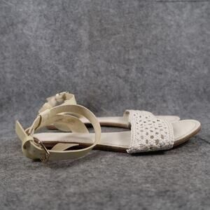 Old Navy Shoes Womens 8 Sandals Fashion Ankle Strap Buckle Slats Casual White